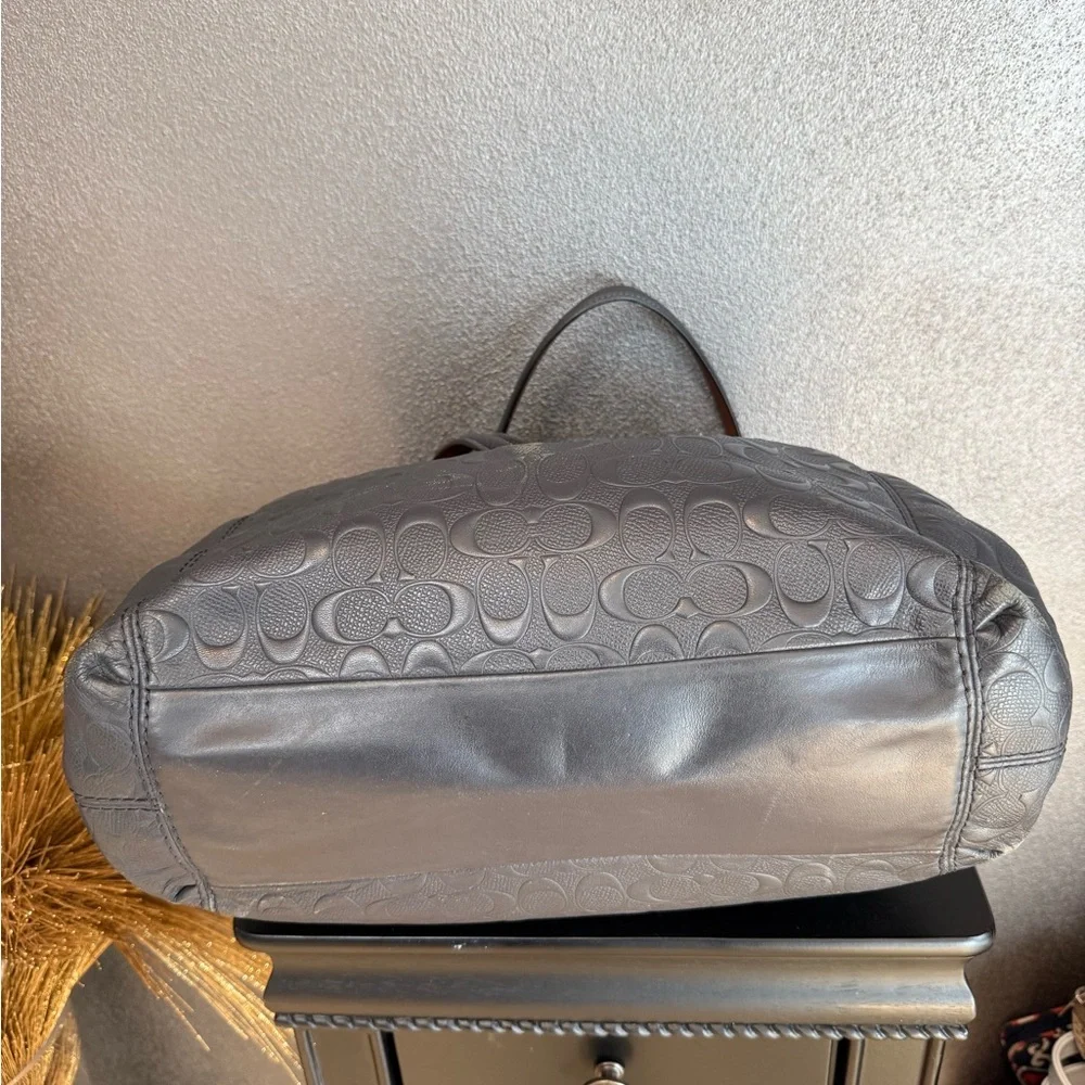 Coach Black and Brown Hobo Bag - Picture 7 of 16